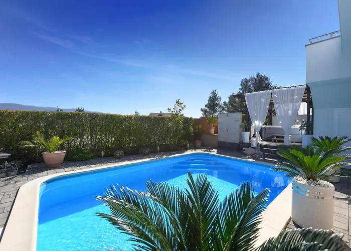 My Dalmatia - Sea View Bella With Private Heated Pool And Jacuzzi Pridraga
