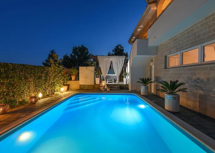 בית נופש My Dalmatia - Sea View Bella With Private Heated Pool And Jacuzzi Pridraga