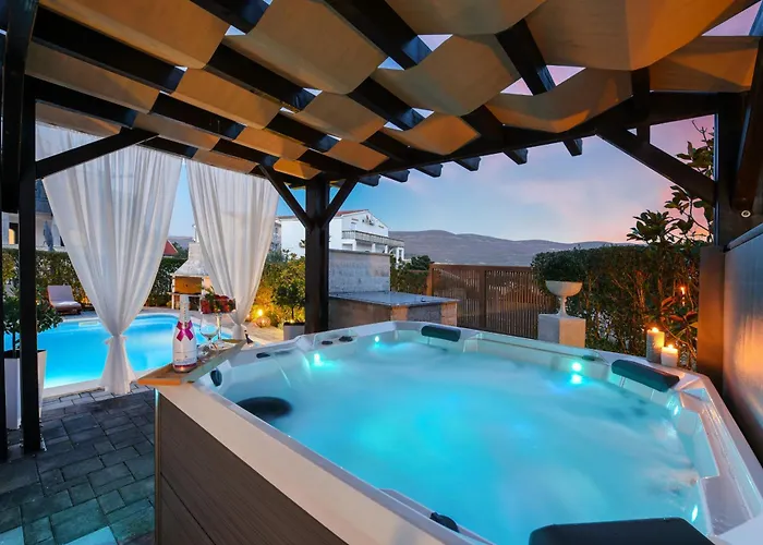 My Dalmatia - Sea View Bella With Private Heated Pool And Jacuzzi Pridraga